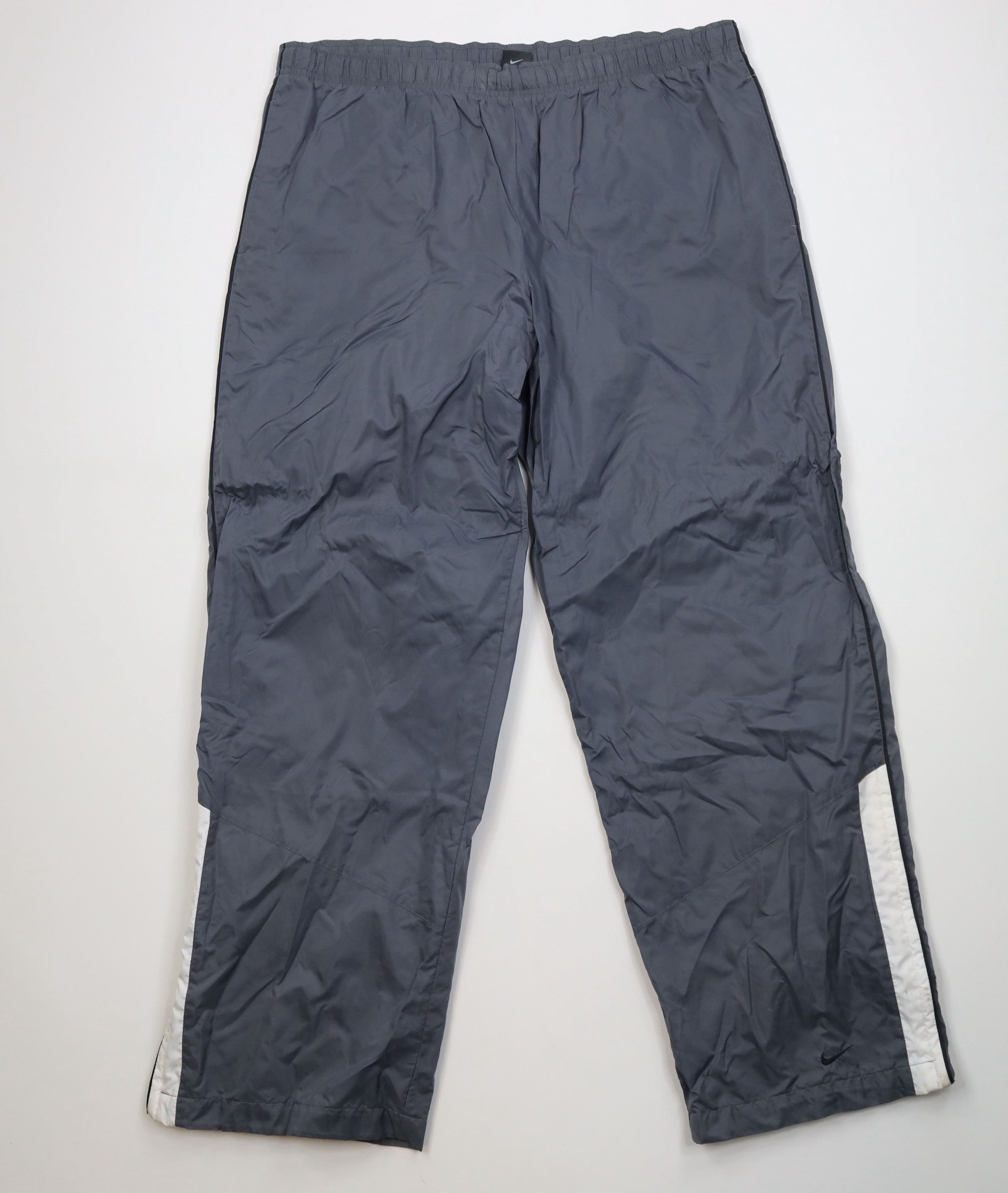 Nike Vintage Nike Lined Travis Scott Mini Swoosh Wide Leg Pants Size US 38 / EU 54 - 1 Thumbnail
