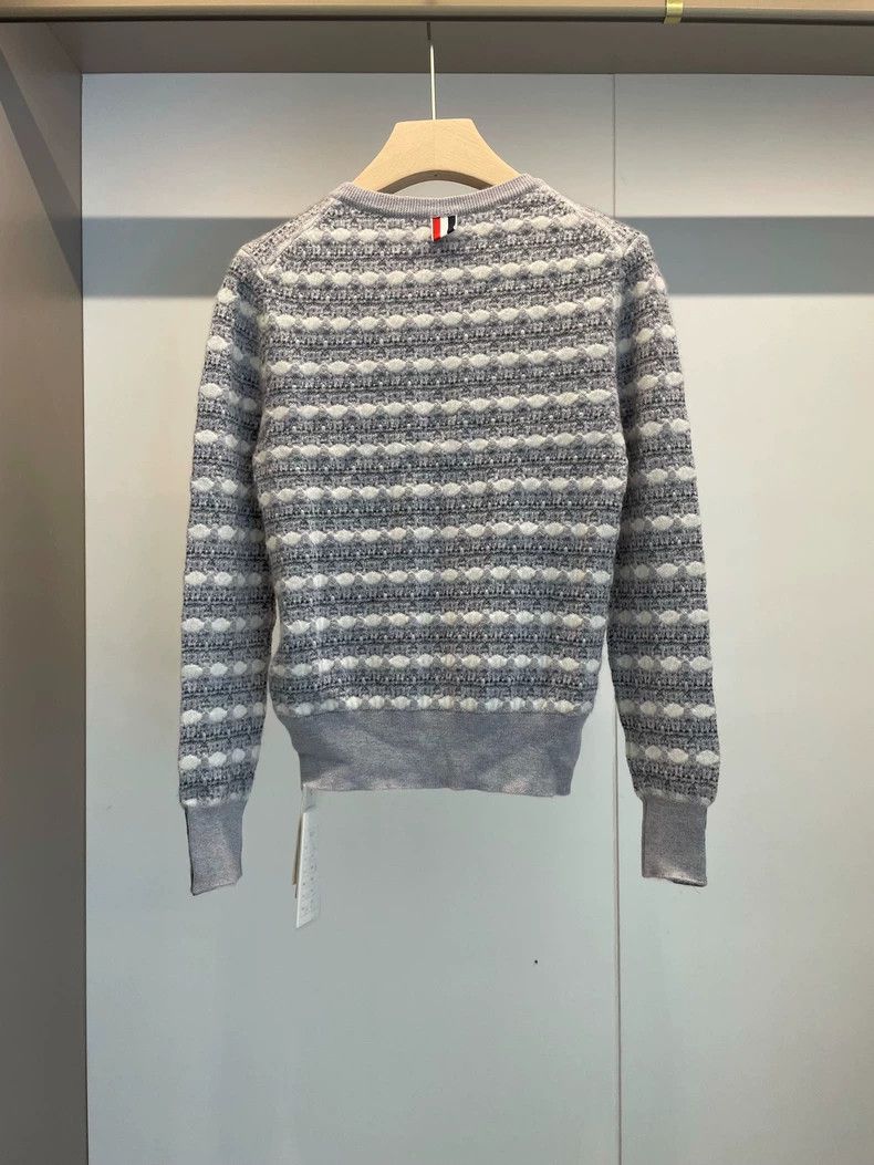 Thom Browne Thom Browne Light grey striped cashmere sweater Size XS / US 0-2 / IT 36-38 - 2 Thumbnail