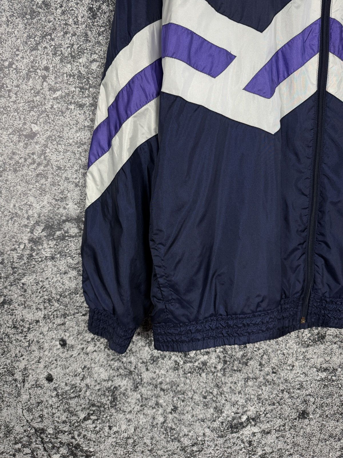 Adidas Adidas Vintage Nylon Jacket Windbreaker Retro 90s Size M-L Size US M / EU 48-50 / 2 - 4 Thumbnail
