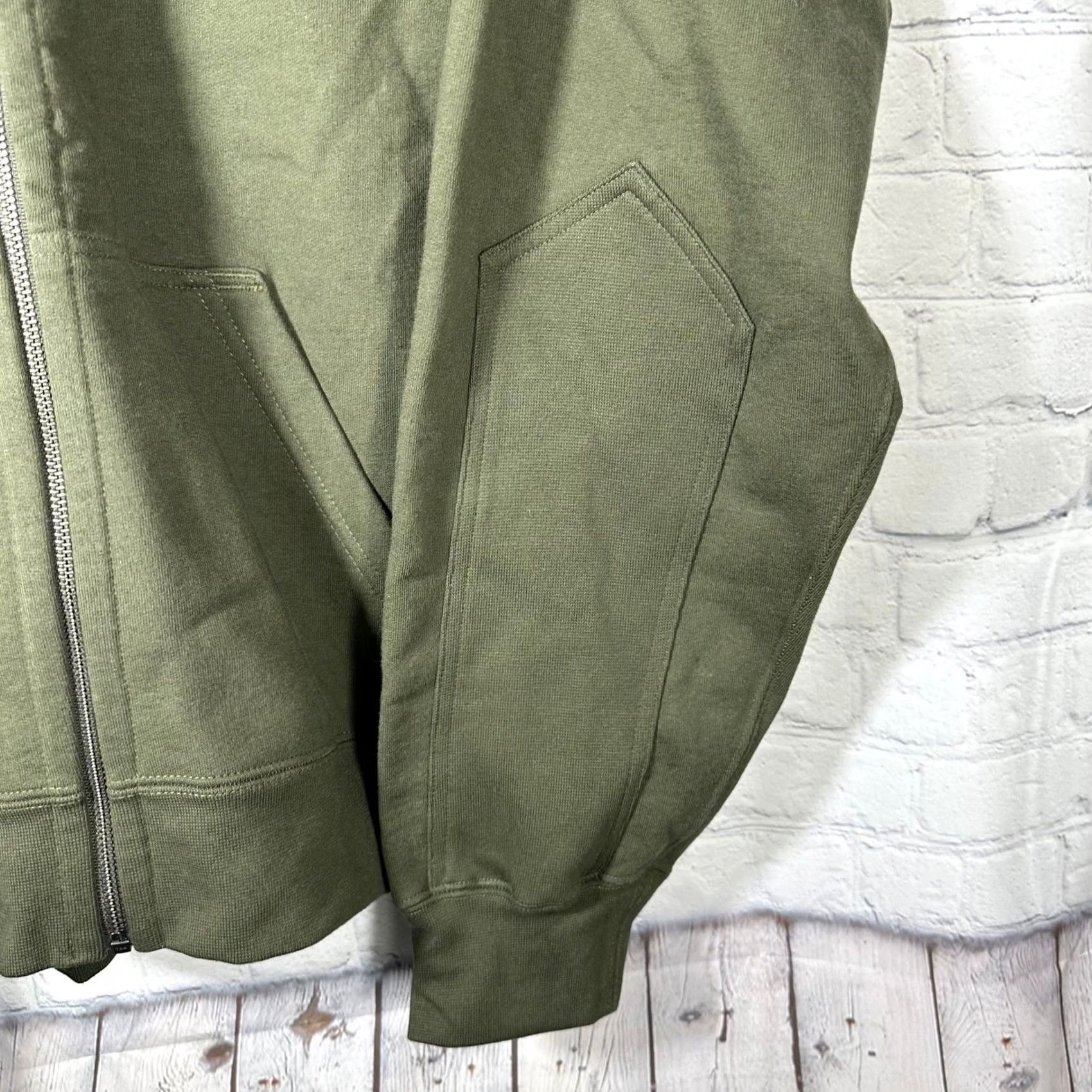 Vintage American Giant Bomber Jacket Large Olive Green Heavyweight Fleece Full Zip Mens Size US L / EU 52-54 / 3 - 3 Thumbnail