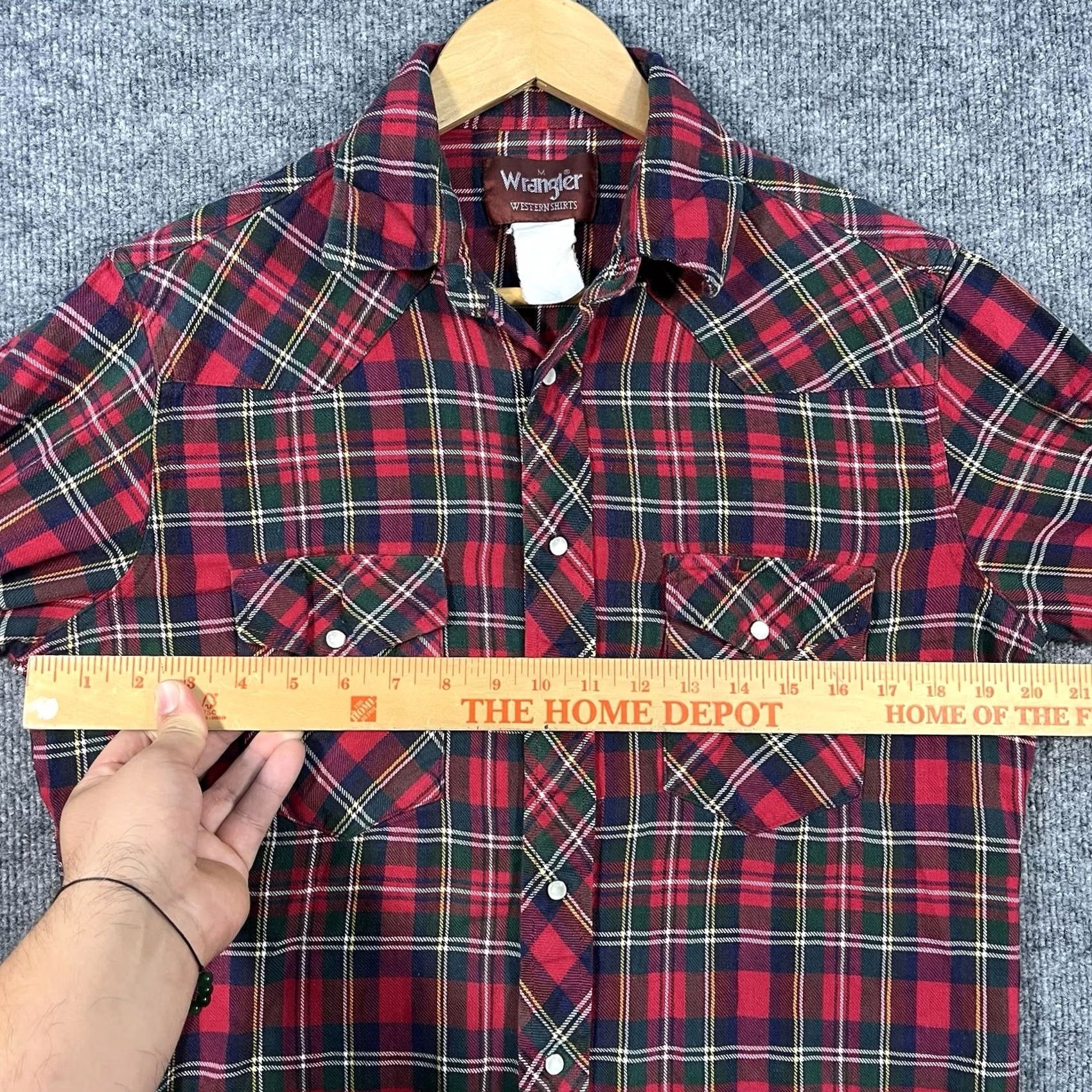 Wrangler VINTAGE Wrangler Shirt Mens M Red Plaid Western Pearl Snap Brushpopper Shirt Size US M / EU 48-50 / 2 - 4 Thumbnail