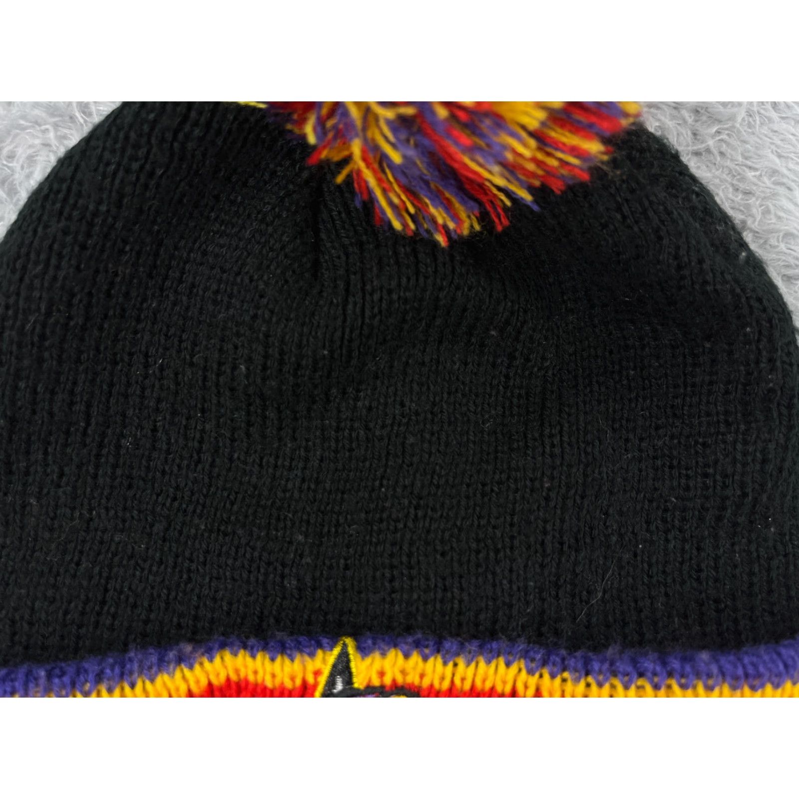 Vintage Harlem Wizards Beanie Black Red Purple Stripe Acrylic Pom Adult One Size Size ONE SIZE - 3 Thumbnail
