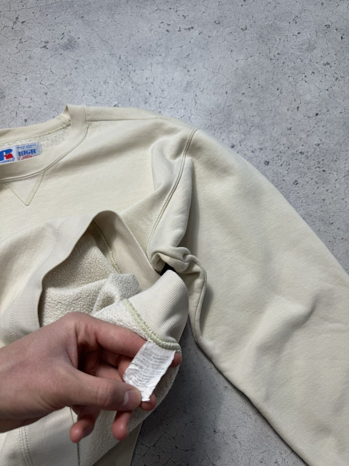 Russell Athletic Russel Athletic Beige Sweatshirt Vintage Big Logo Y2K Size US M / EU 48-50 / 2 - 8 Thumbnail