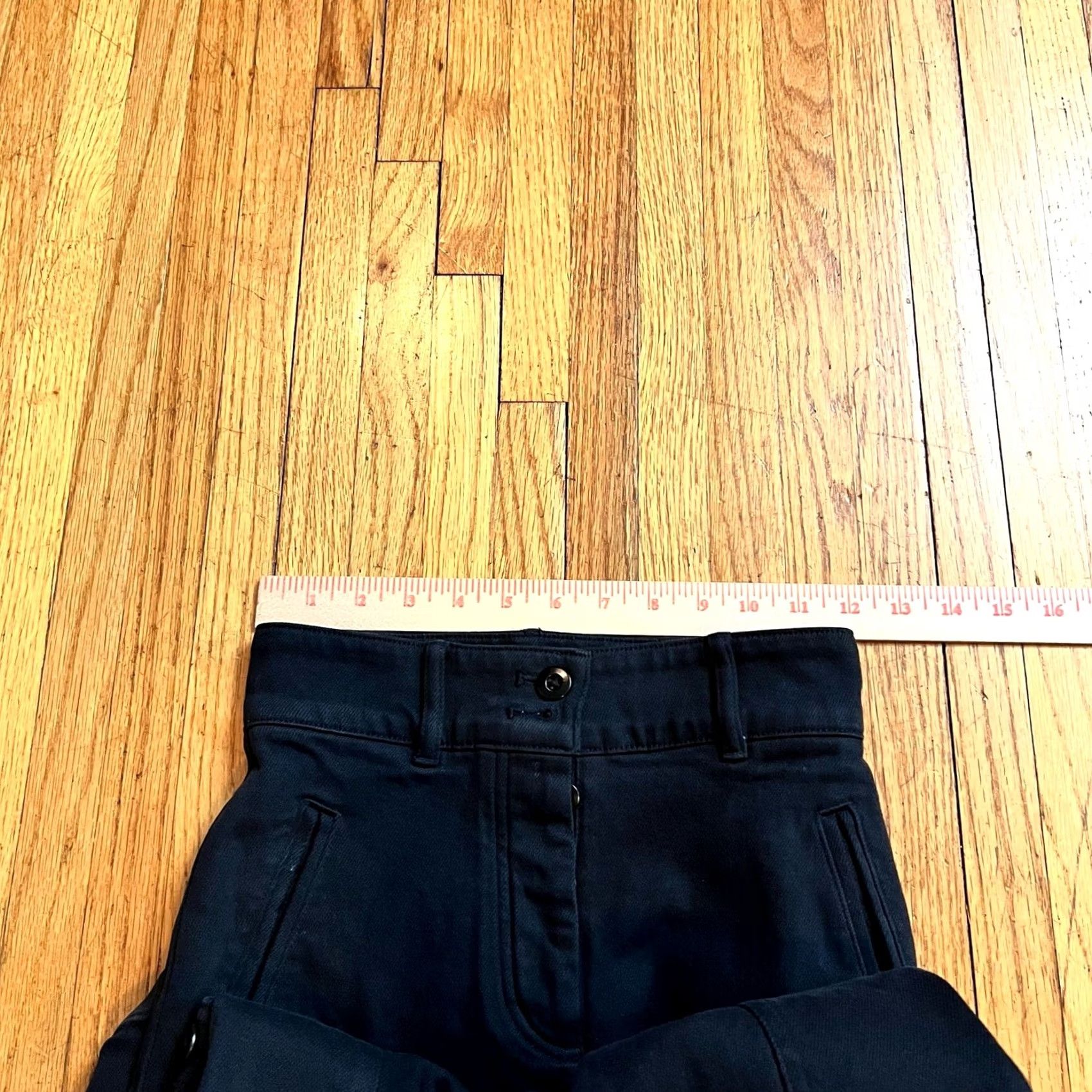 Vintage Wilfred Free Aritzia Pants Womens 00 Black Modern Cargo Ankle Crop Womens Pants 00 Black Cropped Ankle Cargo Womens Size 24" / US 00 / IT 34 - 7 Thumbnail