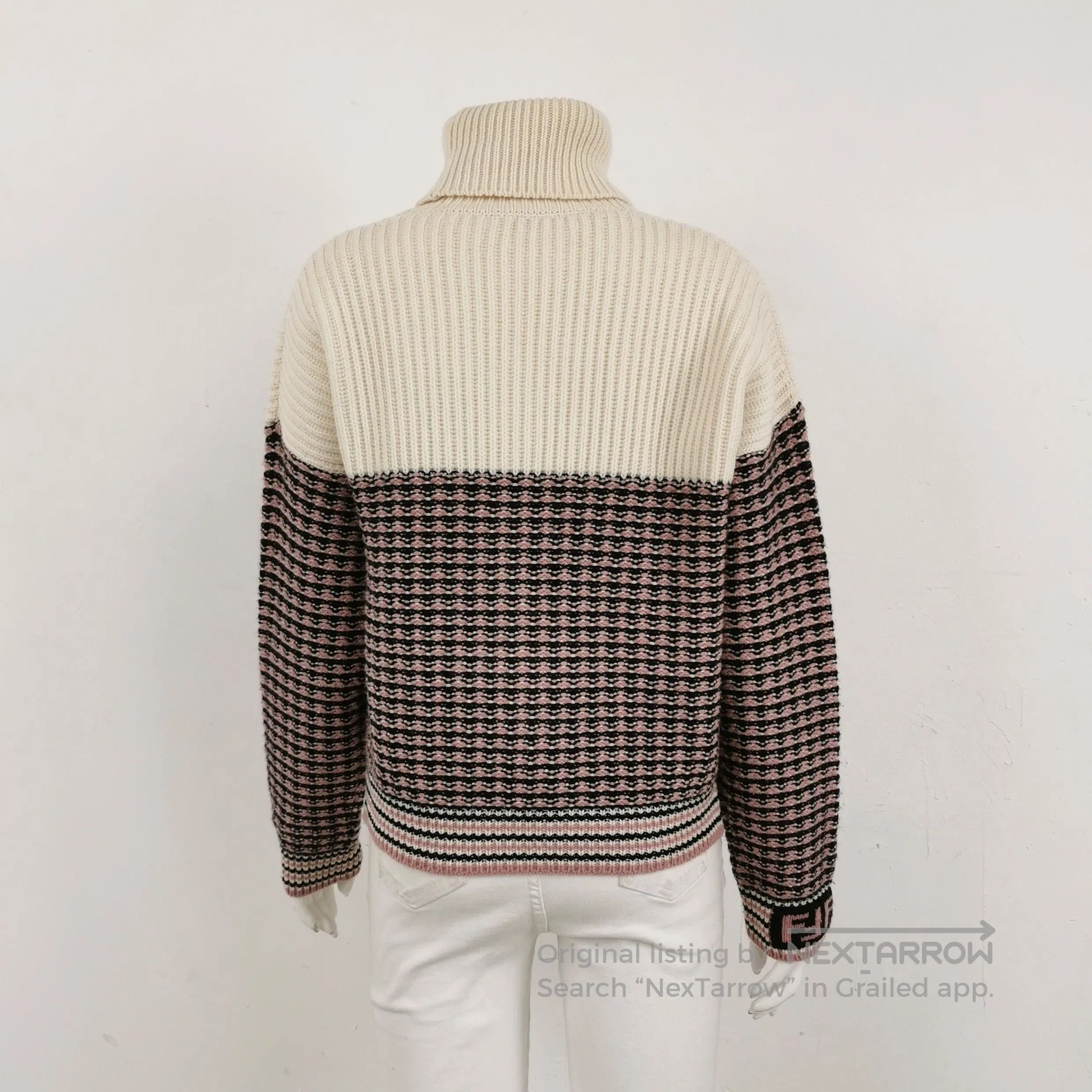 Fendi Fendi Turtleneck Patterned Sweater XS. Size M / US 6-8 / IT 42-44 - 1 Thumbnail