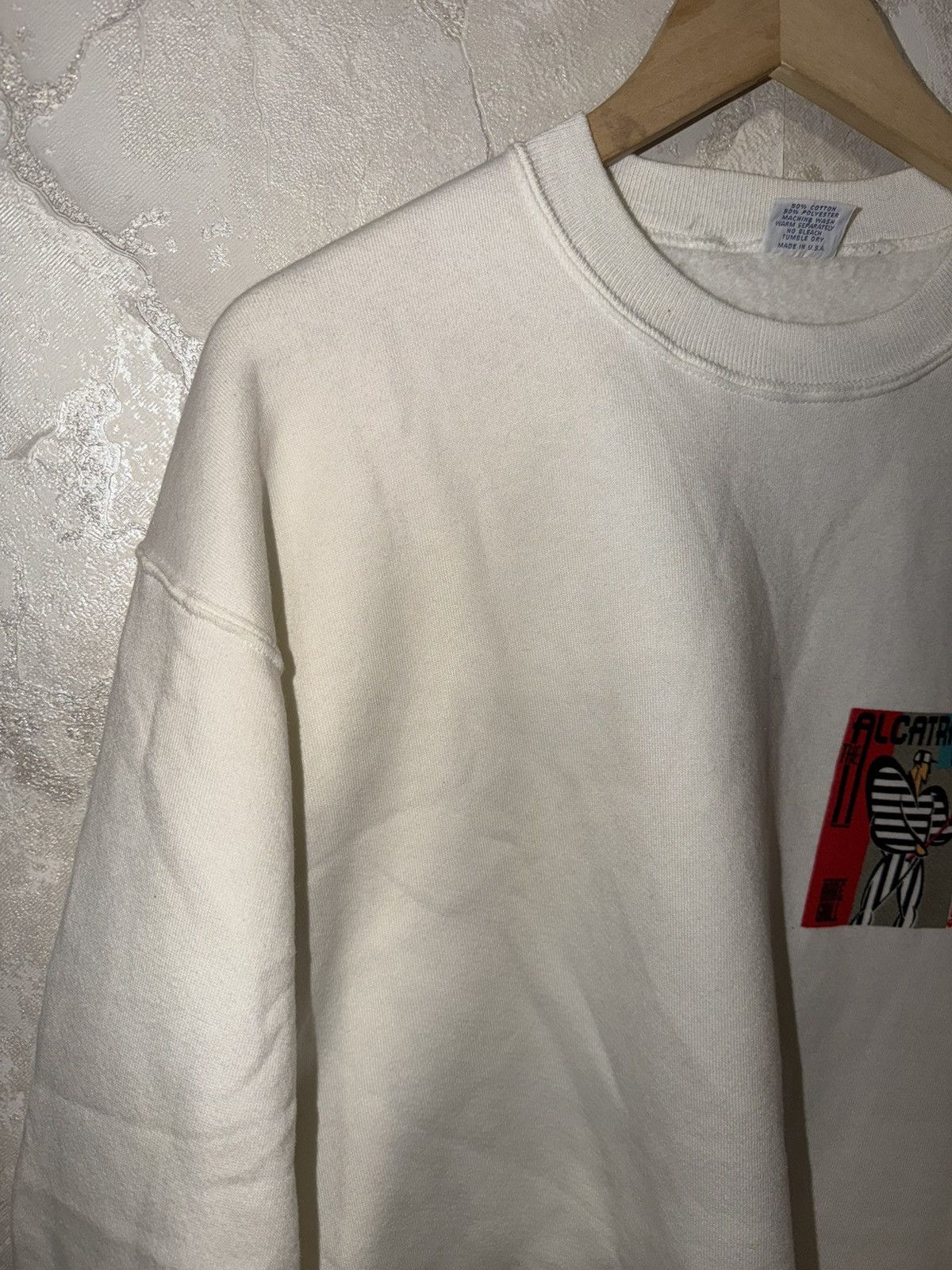 Other Vintage 2000s Crazy Shirts Hawaii Alcatraz club Size L-XL Size US L / EU 52-54 / 3 - 3 Thumbnail