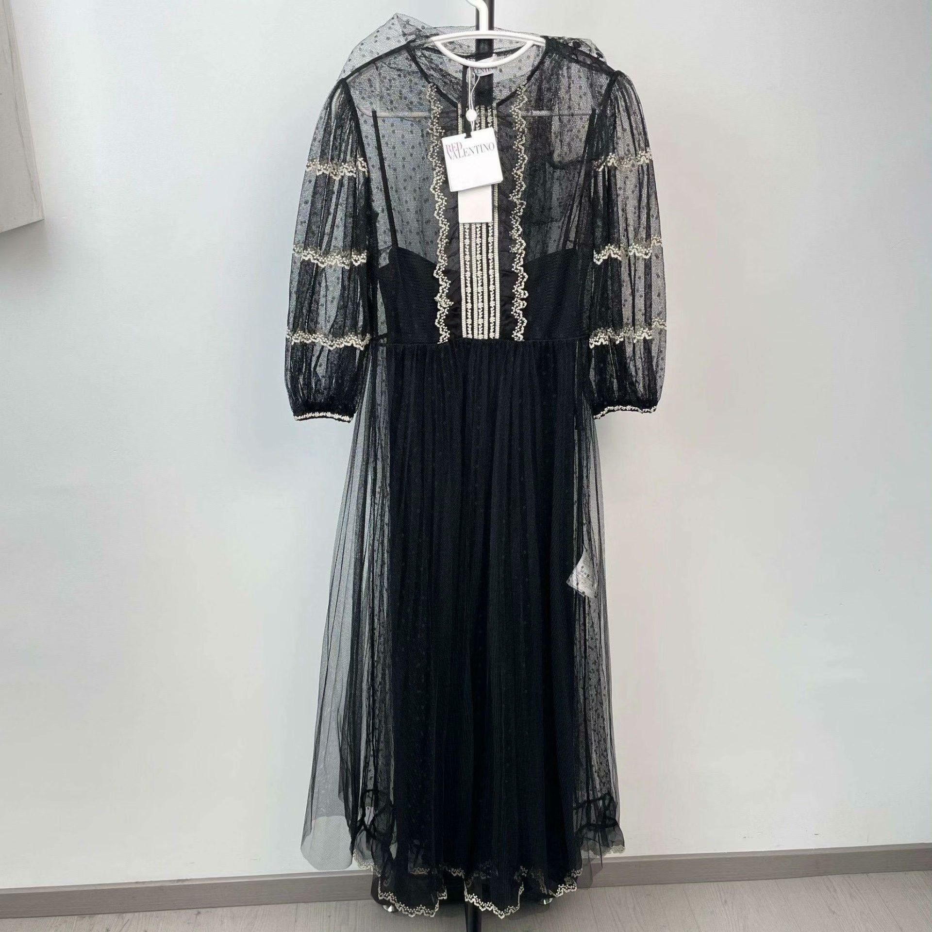 Valentino Valentino Black Dress S Women Size S / US 4 / IT 40 - 1 Thumbnail