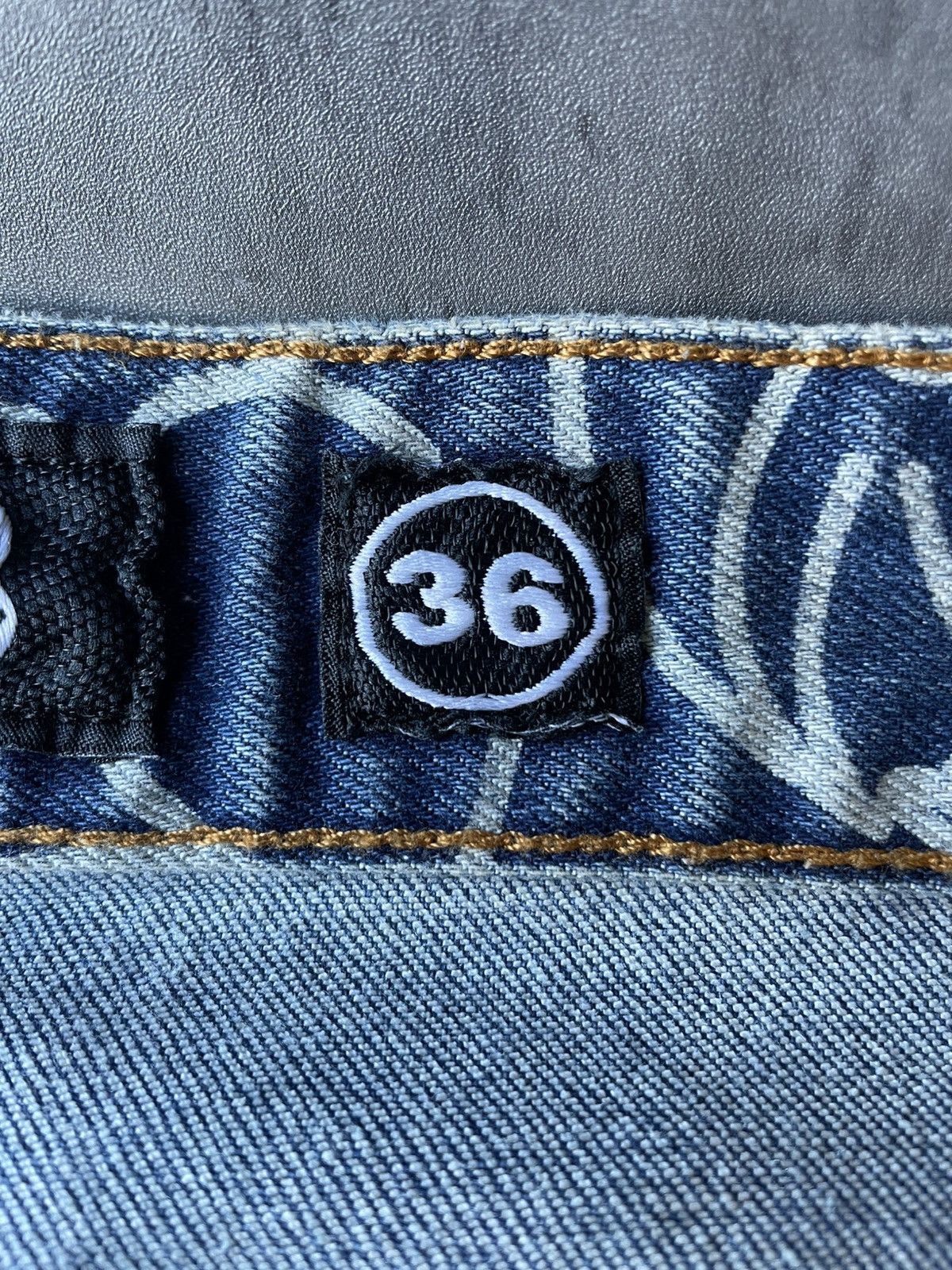 Billionaire Boys Club LIKE NEW BILLIONAIRE BOYS CLUB TREK JEANS MARTIAN SIZE 36 Size US 36 / EU 52 - 12 Thumbnail