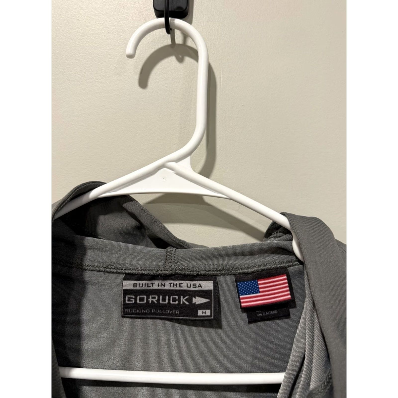 GORUCK GORUCK Hoodie Pullover Men’s M Long Sleeve USA Made Gray Nylon Polyester Elastane Raglan? (Note: Adjusted) Size US M / EU 48-50 / 2 - 3 Thumbnail