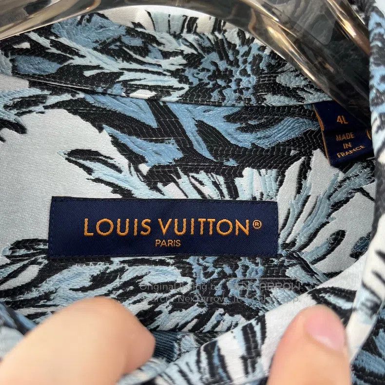 Louis Vuitton Louis Vuitton size 4l Floral Long Sleeve Shirt Jacket Size US M / EU 48-50 / 2 - 7 Thumbnail