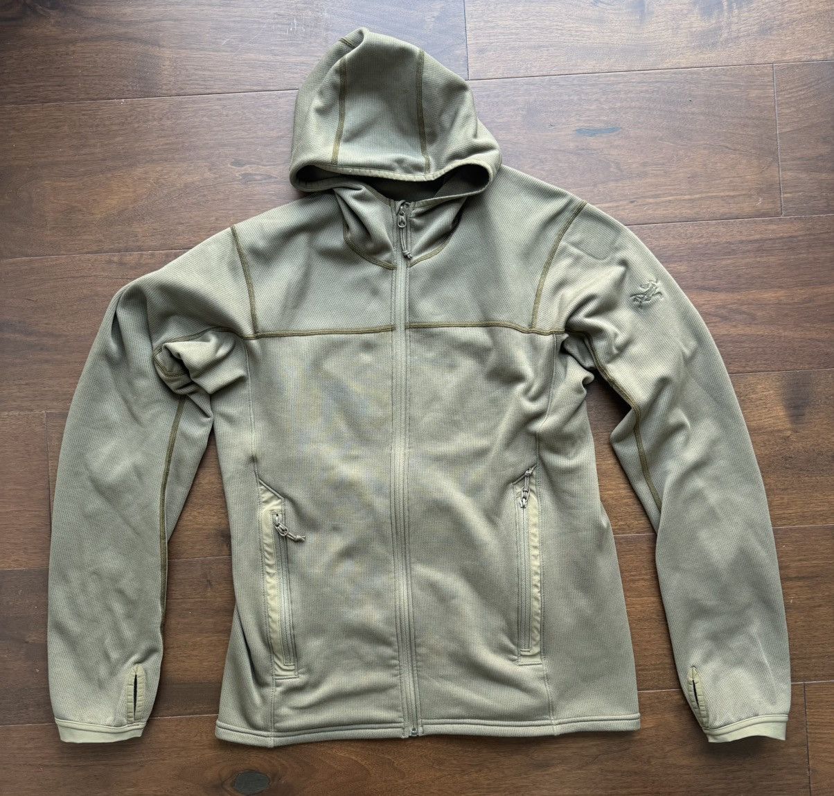 Arc'teryx Arc'teryx LEAF Naga Hoody Zip (Gen 2), Crocodile (Size M) Size US M / EU 48-50 / 2 - 1 Thumbnail