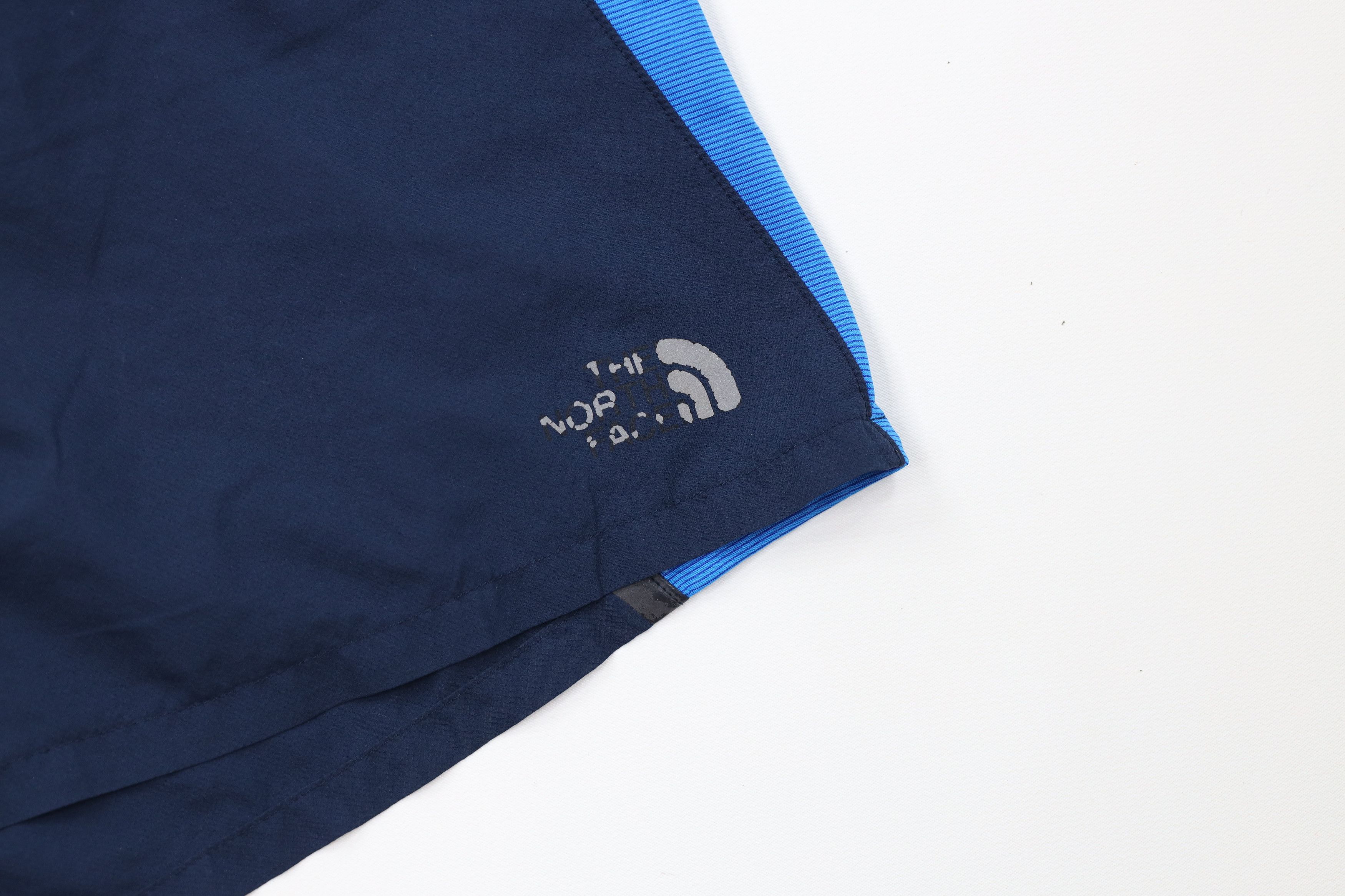 The North Face The North Face Reflective Lined Running Jogging Shorts Size US 34 / EU 50 - 5 Thumbnail