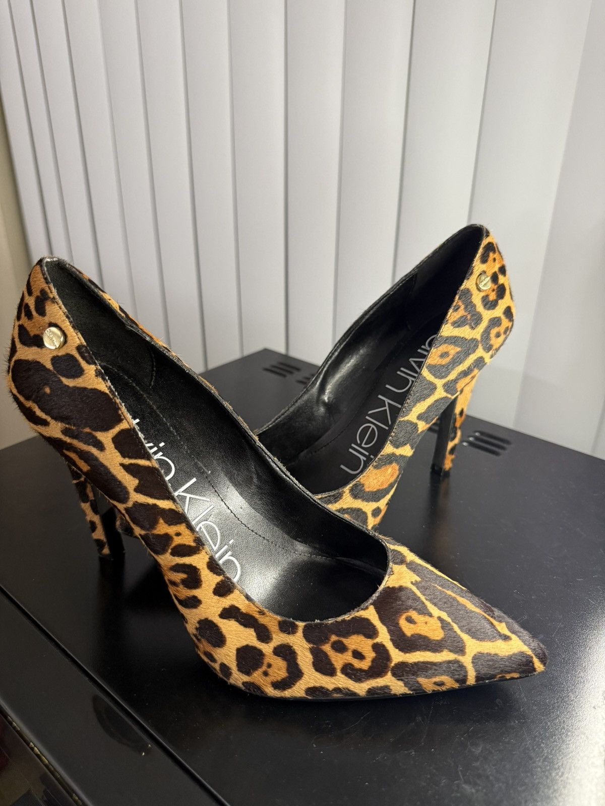 Calvin Klein Calvin Klein Cheetah/Leopard Pumps Size US 8 / IT 38 - 3 Thumbnail