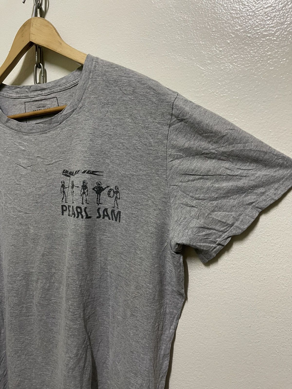 Band Tees Pearl Jam T Shirt Size US L / EU 52-54 / 3 - 4 Thumbnail