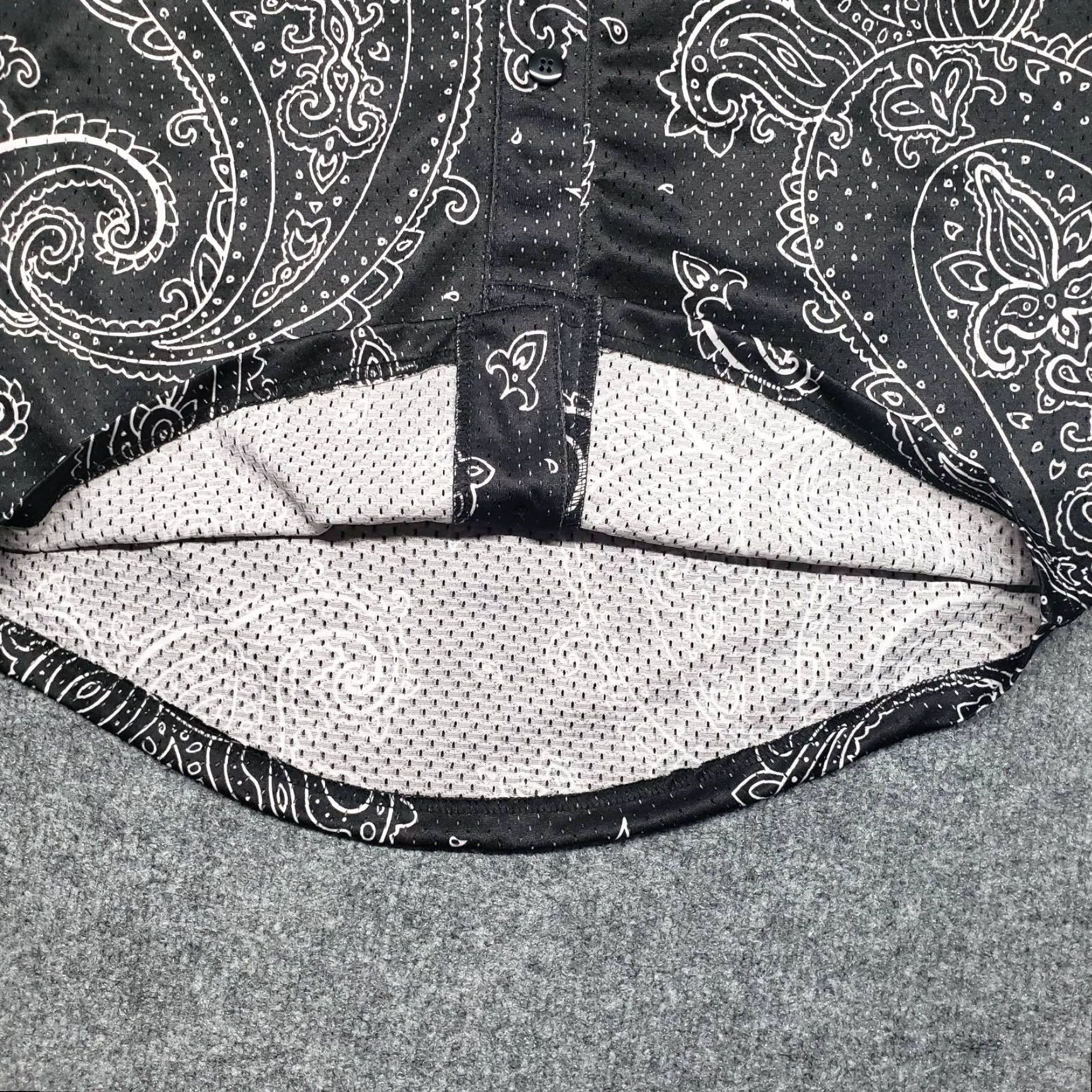 Vintage Rue21 Jersey Shirt Mens M Black Paisley Short Sleeve Button Up Collarless New Size US M / EU 48-50 / 2 - 3 Thumbnail
