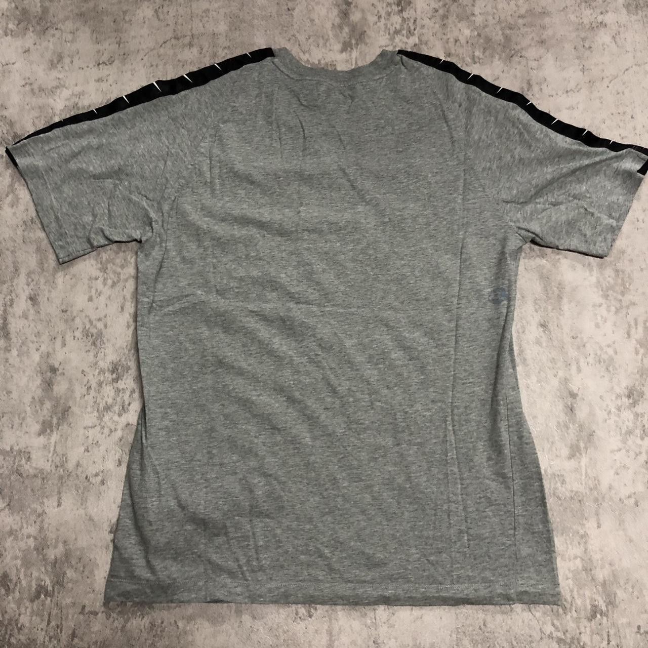 Nike Grey Nike Dri-Fit T-Shirt #NikeDriFit Size US M / EU 48-50 / 2 - 5 Thumbnail