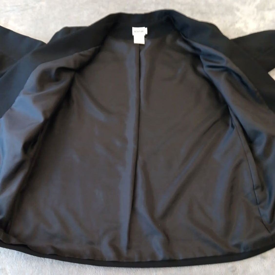 Vintage Liz Baker Blazer Womens Size 14 Petite Black Single Button Ventless Polyester Size XL / US 12-14 / IT 48-50 - 6 Thumbnail