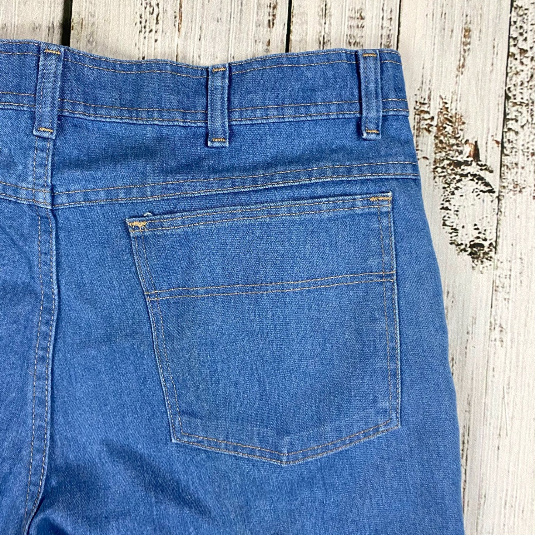 Wrangler Vintage Wrangler Men’s Jeans 36x29 Light Wash Blue Comfort Fit Straight Leg Denim Carhartt Size US 36 / EU 52 - 8 Thumbnail