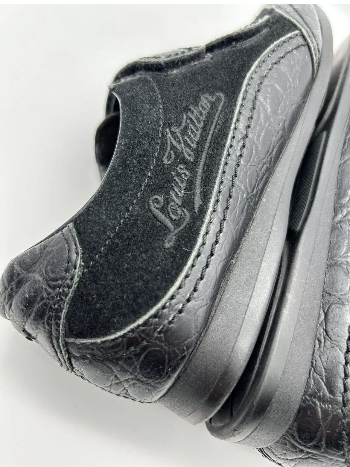Louis Vuitton Louis Vuitton Sneakers Women Black Leather suede closure 36 Size US 5 / IT 35 - 11 Thumbnail