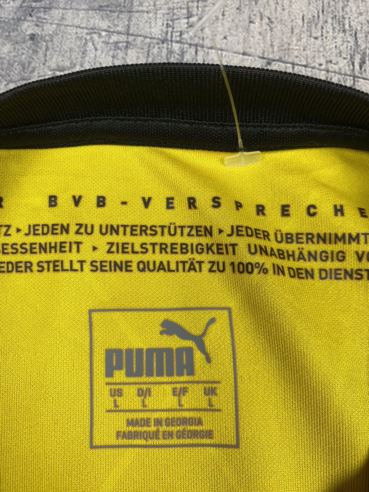 Puma Puma Borussia Dortmund 2014 2015 Long Slevee Jersey Size US L / EU 52-54 / 3 - 13 Thumbnail