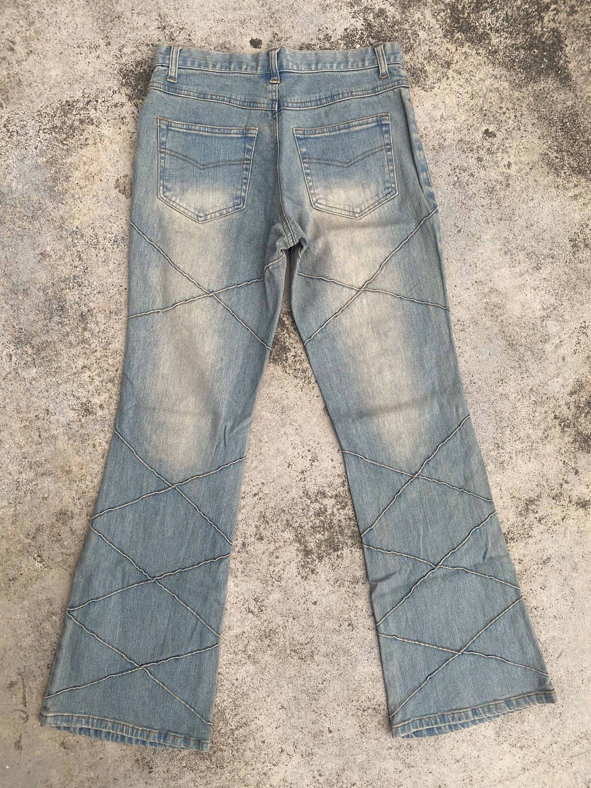 If Six Was Nine × Japanese Brand × Uniqlo Flare Jeans Uniqlo Hagi Mud Clawmark Bootcut Size US 28 / EU 44 - 15 Thumbnail