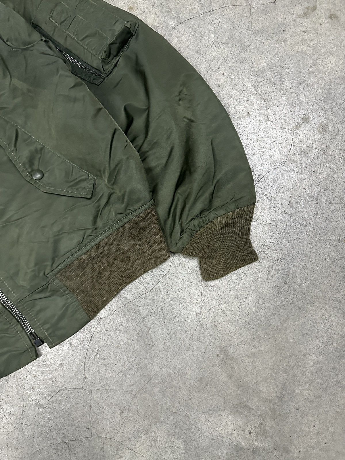 Vintage Vintage 70s MA-1 Us Air Force Flight Jacket Size US M / EU 48-50 / 2 - 9 Thumbnail