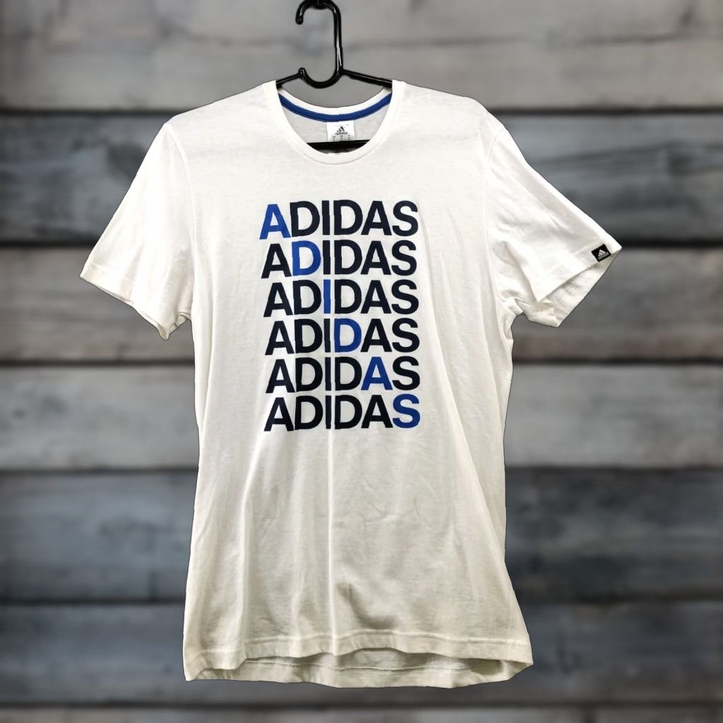 Adidas **Mens Adidas T-Shirt S White Graphic Print Crewneck** User: **White Mens Adidas T-Shirt S Graphic Print Crewneck** Size US S / EU 44-46 / 1 - 1 Thumbnail