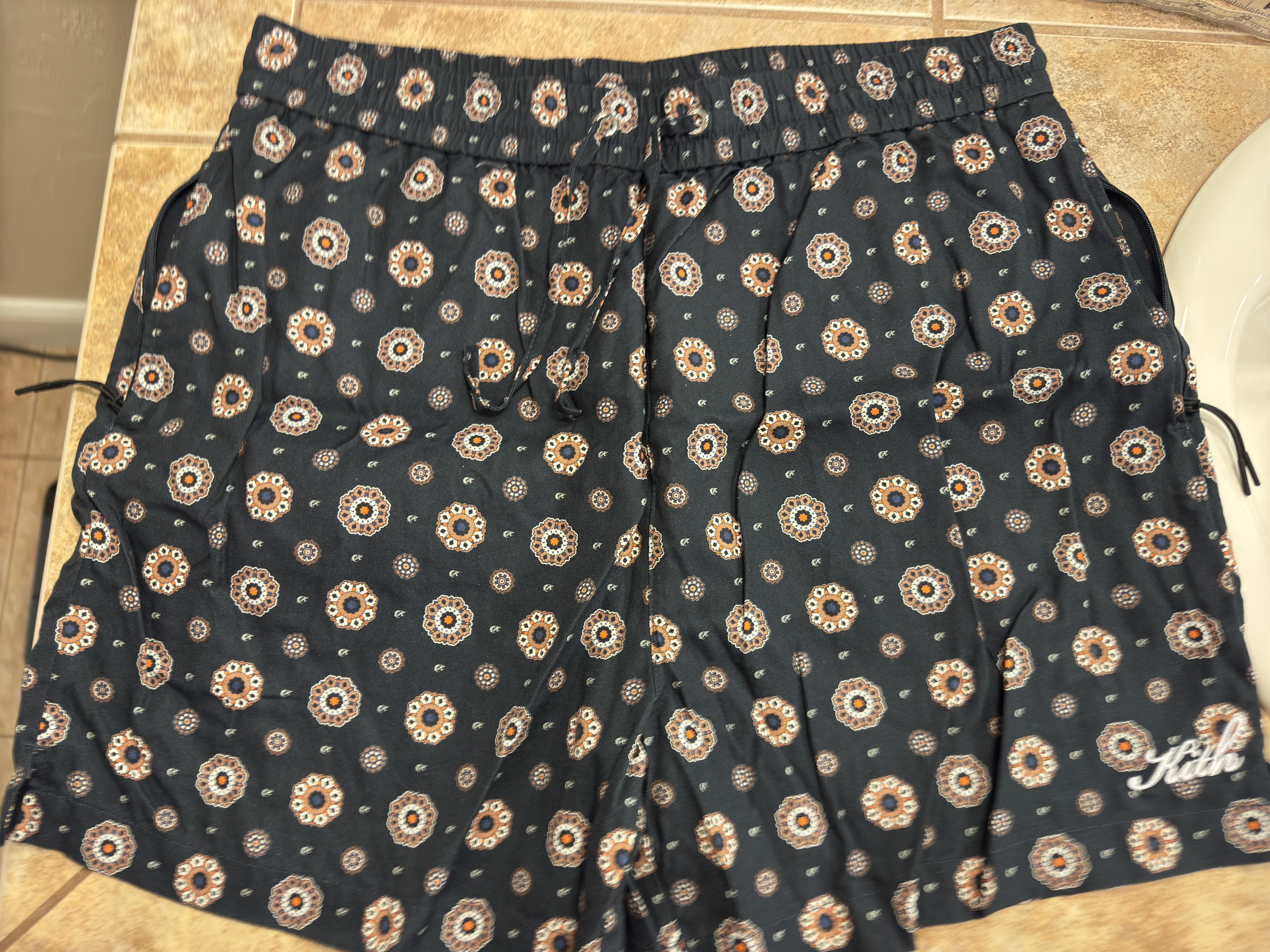 Kith Silk Medallion Active Short SS 22 Large