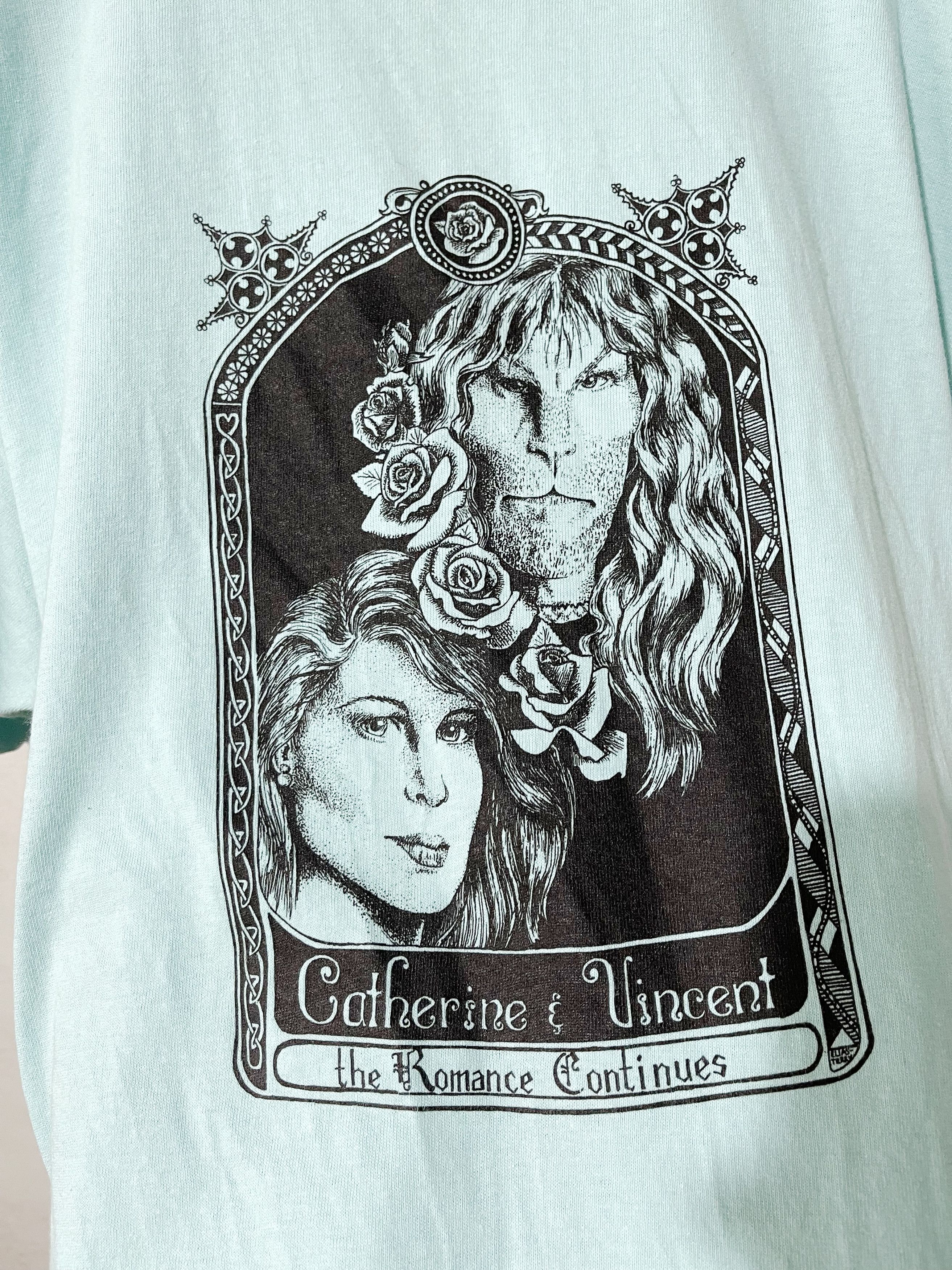 Vintage Vintage 90s Beauty and the Beast Shirt Size US XL / EU 56 / 4 - 2 Thumbnail