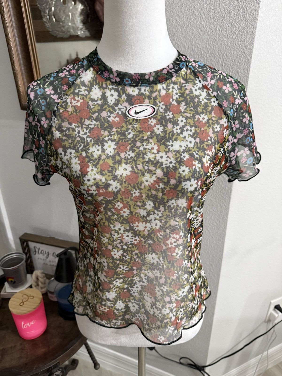 Nike Nike sheer floral crop top Size M / US 6-8 / IT 42-44 - 1 Thumbnail