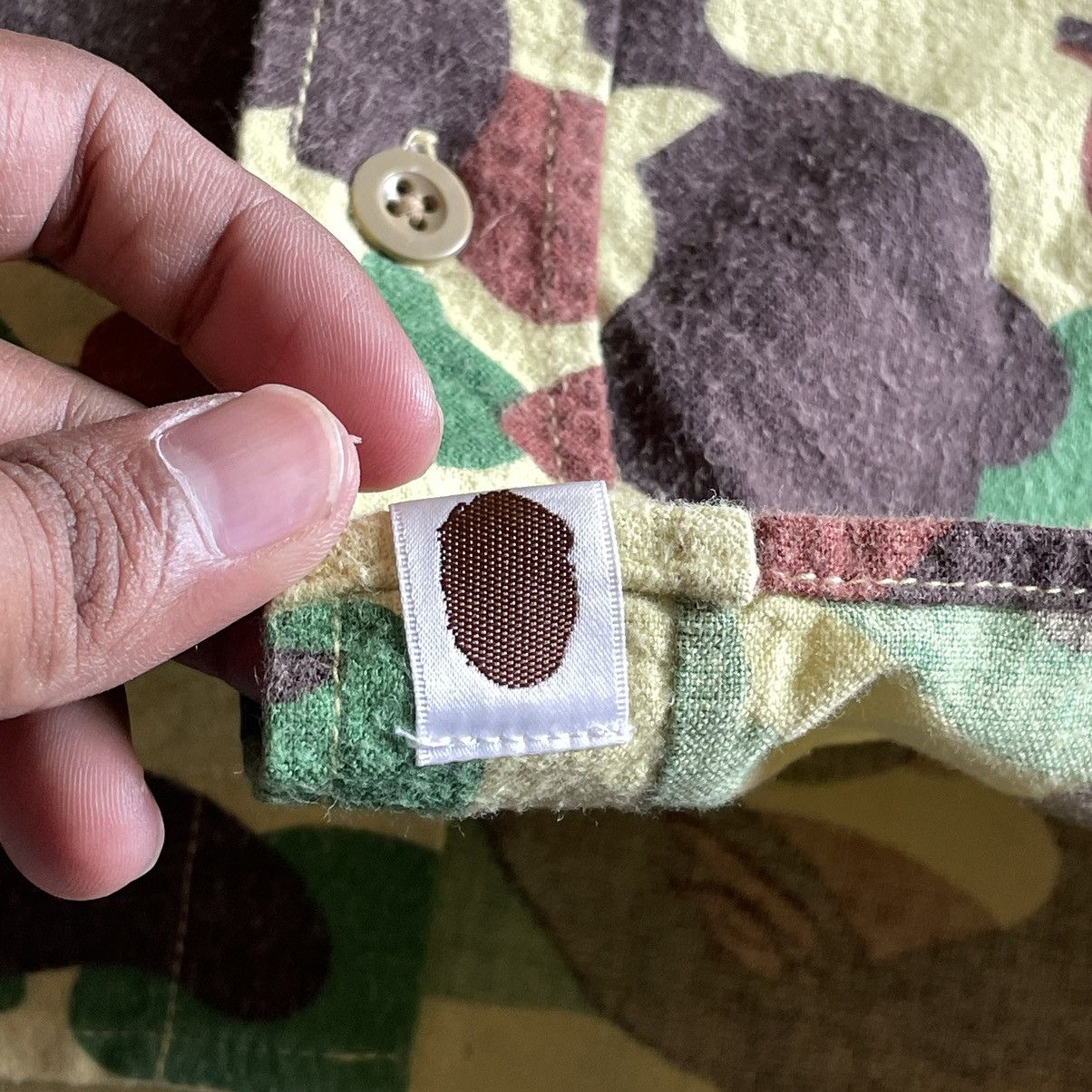 Bape × Vintage Vintage Bape Camo Button Ups Size US M / EU 48-50 / 2 - 5 Thumbnail
