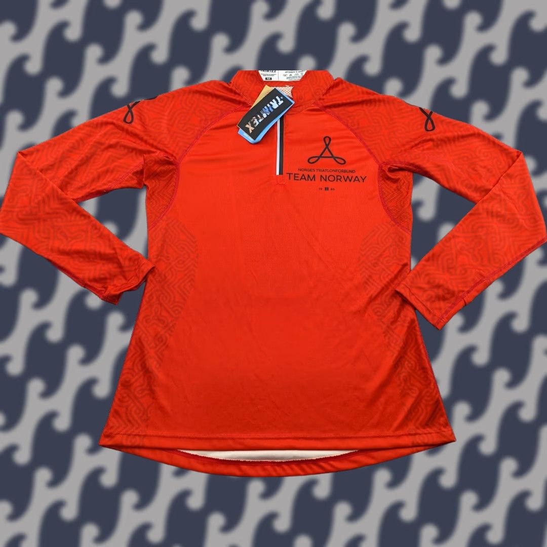 Vintage TRIMTEX Norway Team Womens Top Medium 1/4 Zip Shirt Red Running Triathlon Size M / US 6-8 / IT 42-44 - 1 Thumbnail