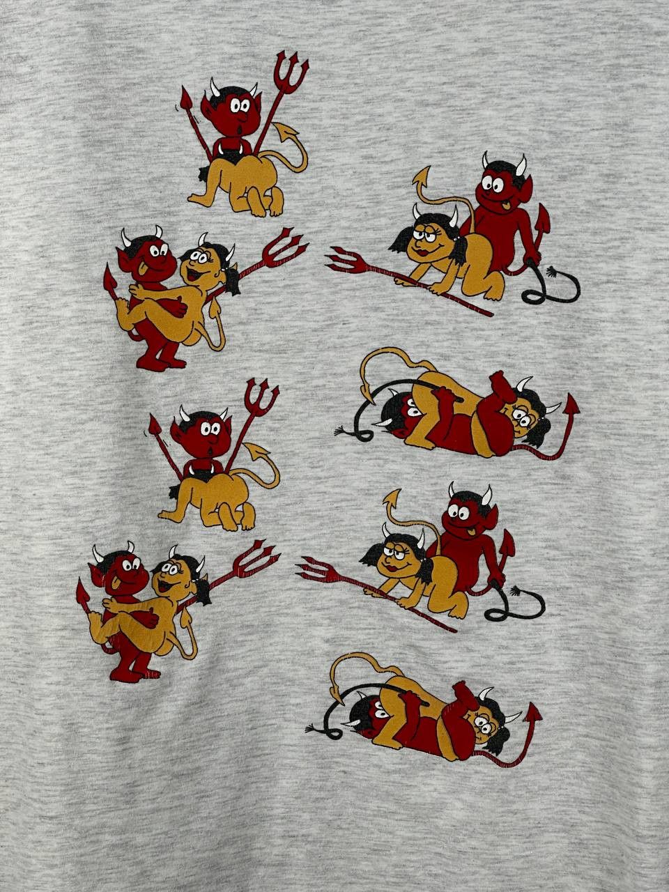 Vintage Vintage Fun Art Sex Art T shirt Devis Size US XL / EU 56 / 4 - 4 Thumbnail
