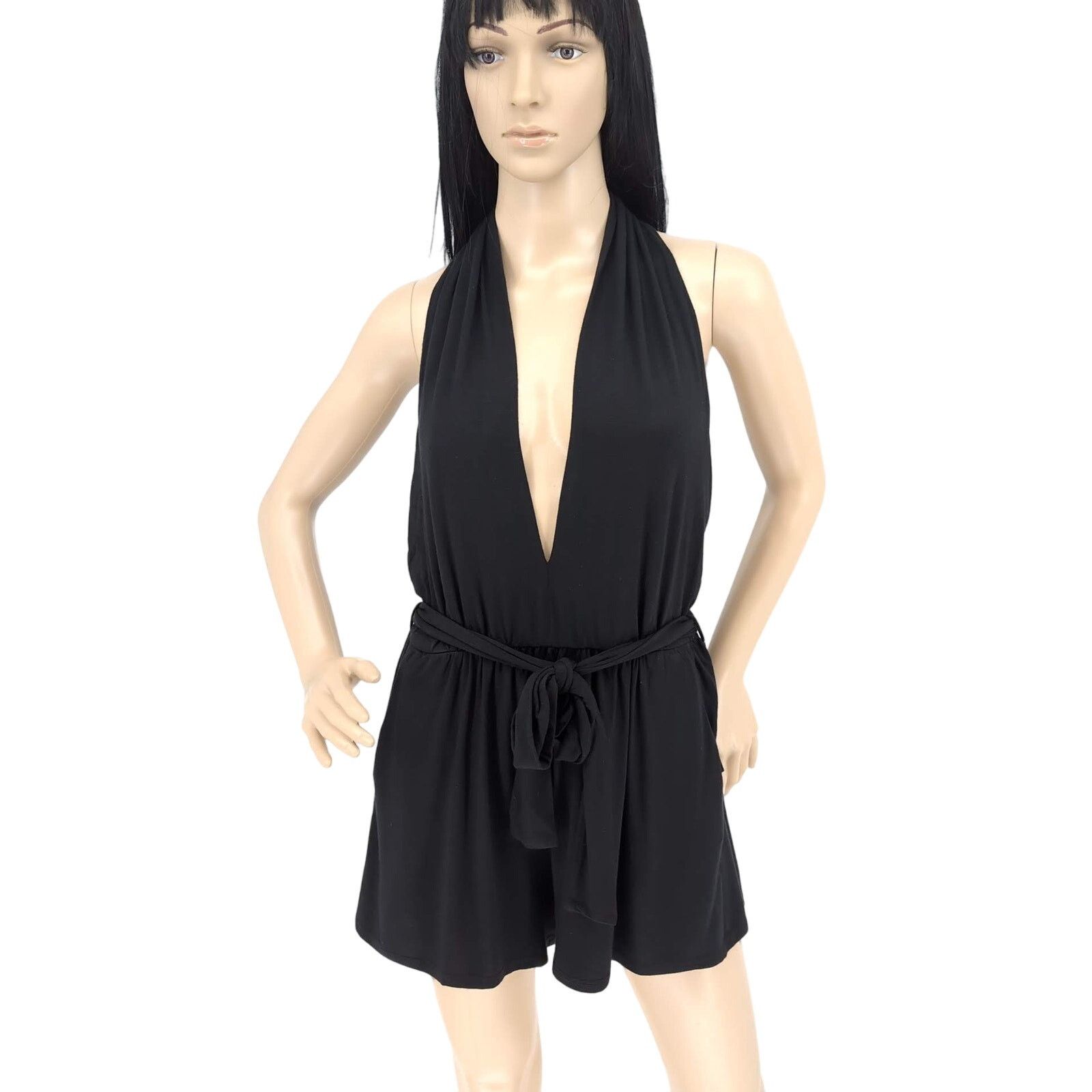 Krisa NWT Krisa Revolve Black Siro Halter Romper w Pockets -Size M Size 30" / US 8 / IT 44 - 1 Thumbnail
