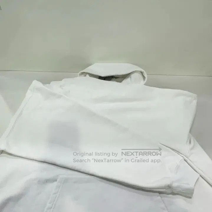 Balenciaga Balenciaga White Letter Print Long Sleeve Hoodie. Size US M / EU 48-50 / 2 - 7 Thumbnail