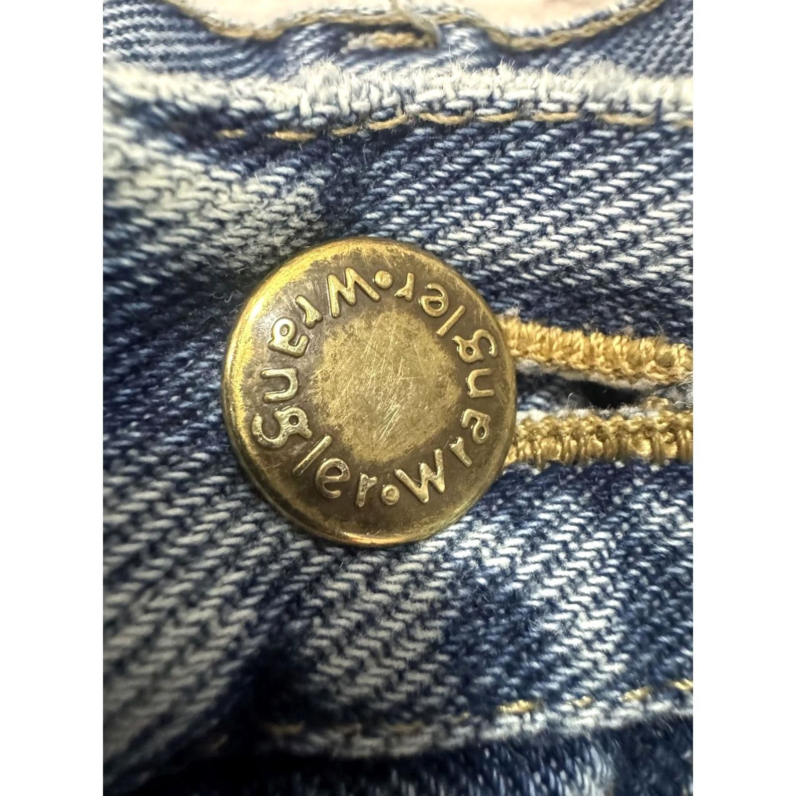 Wrangler Wrangler Jeans Rugged wear Denim Men's Blue 38x32 Regular Solid Button Jeans Body Size US 38 / EU 54 - 5 Thumbnail