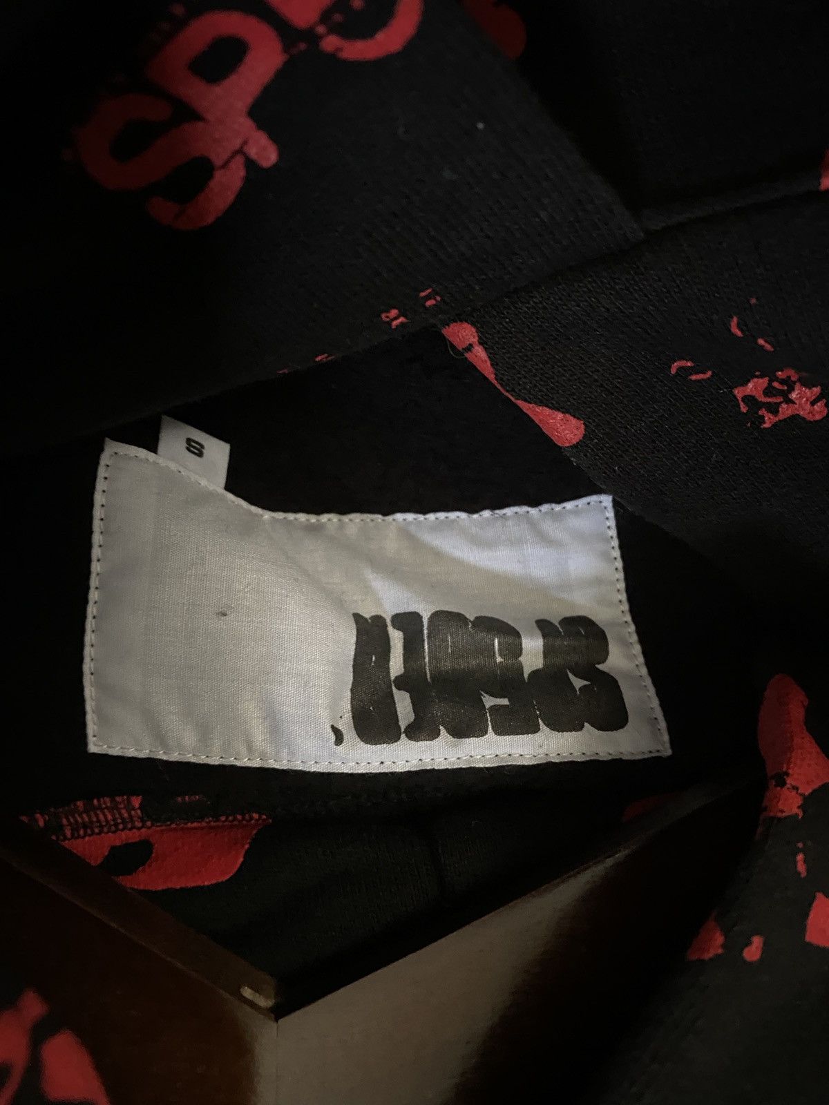 Sp5der ALL OVER PRINT BLACK/RED HOODIE SIZE S Size US S / EU 44-46 / 1 - 6 Thumbnail