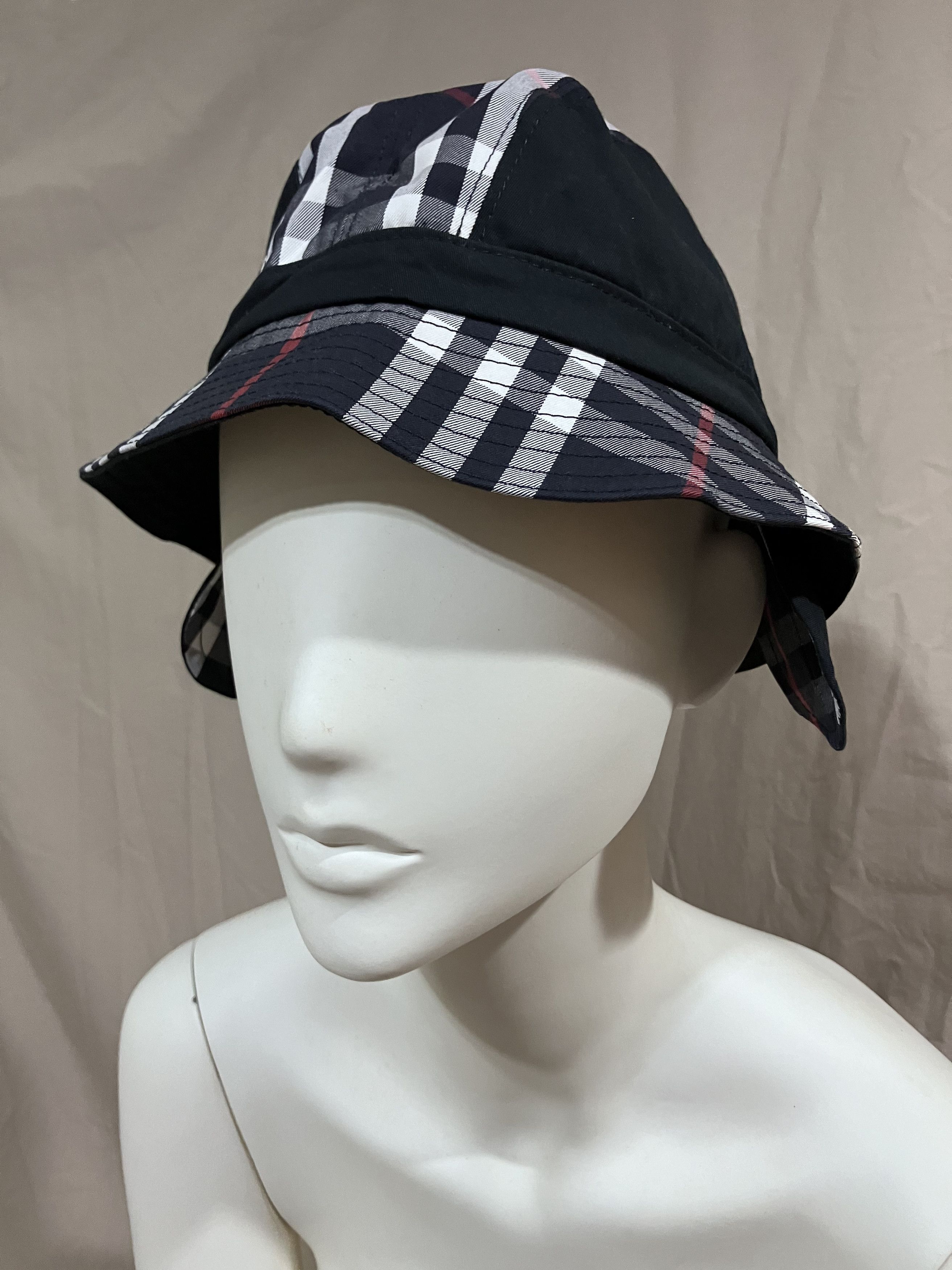 Burberry × Gosha Rubchinskiy SS18 BUCKET HAT IN BLUE CHECK WITH EARS FLAP Size ONE SIZE - 3 Thumbnail