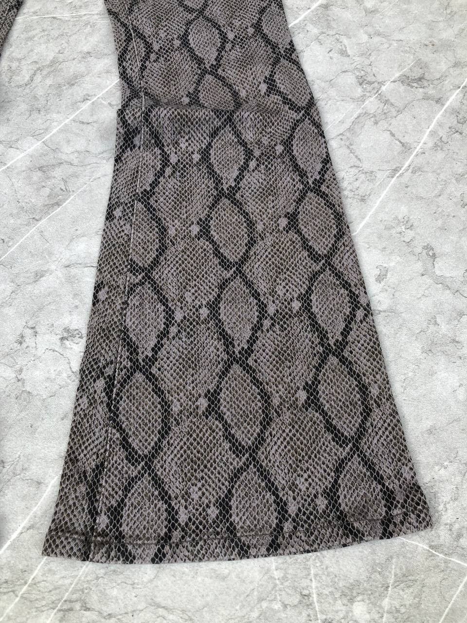 Japanese Brand × Vintage ENVYM Snake Skin Flared Jeans Size 27" / US 4 / IT 40 - 2 Thumbnail