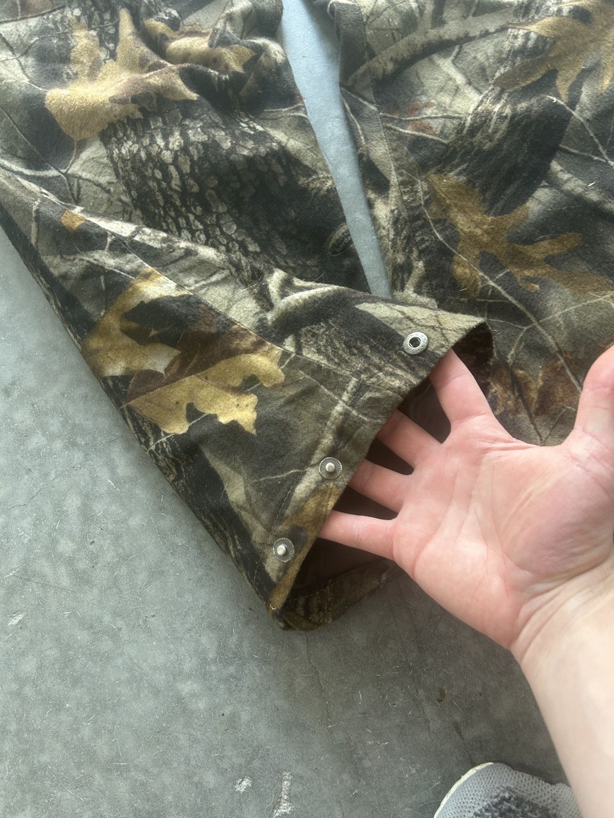 Realtree × Vintage × Woolrich Woolen Mills Vintage Y2K Woolrich Realtree Camo Cargo Pants Size US 31 - 4 Thumbnail
