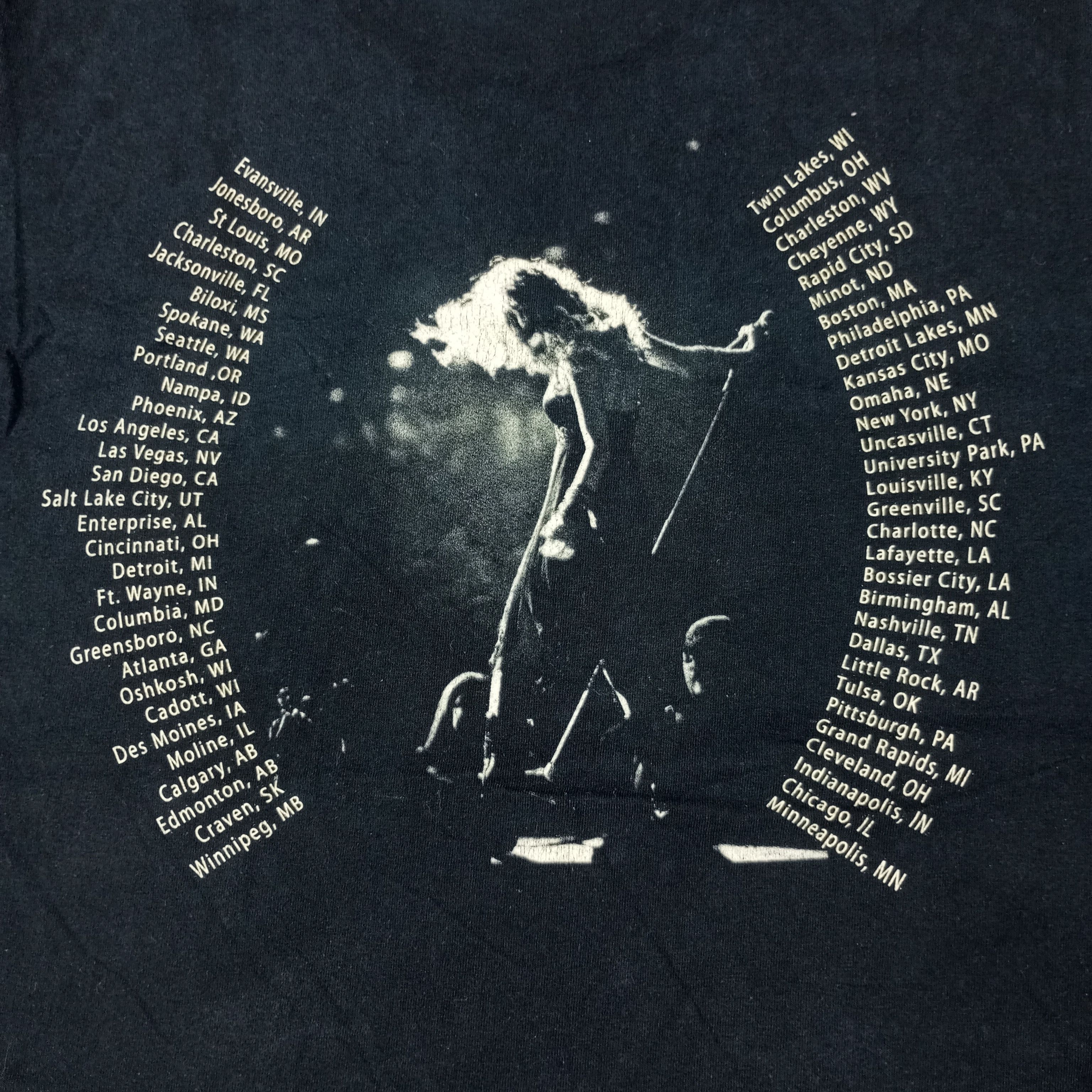Band Tees Taylor Swift Singer Music Tour Tshirt c239n57 Size US S / EU 44-46 / 1 - 4 Thumbnail