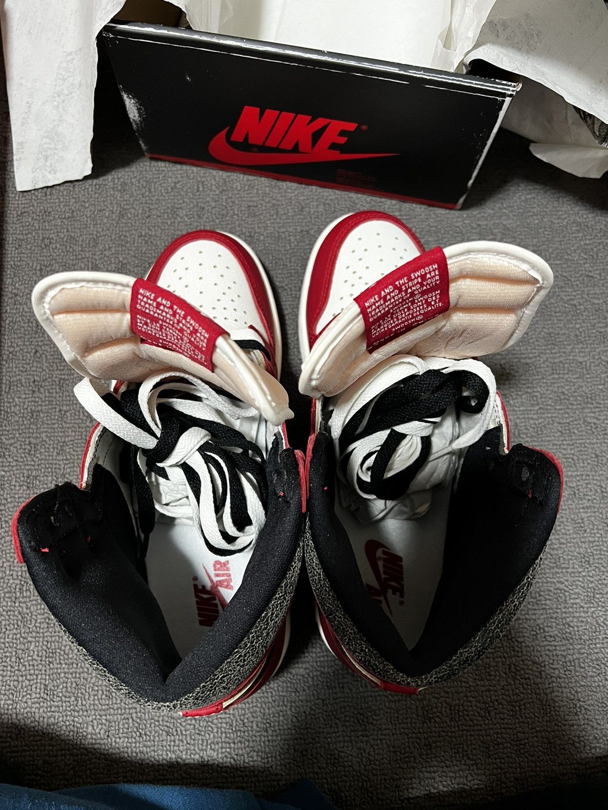 Nike Jordan 1 Retro High OG Chicago Lost and Found | Grailed