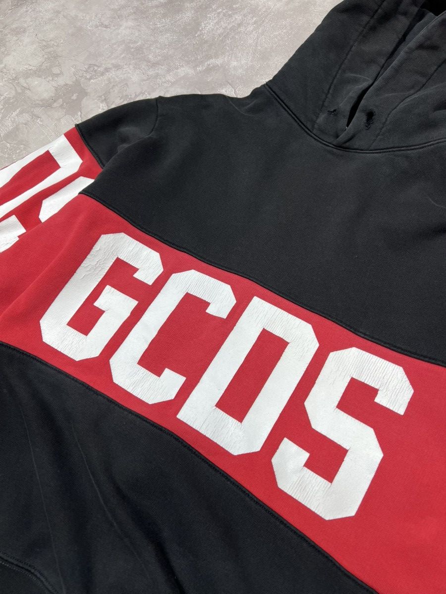 GCDS Vintage GCDS Distressed Baggy Hoodie Size US M / EU 48-50 / 2 - 10 Thumbnail