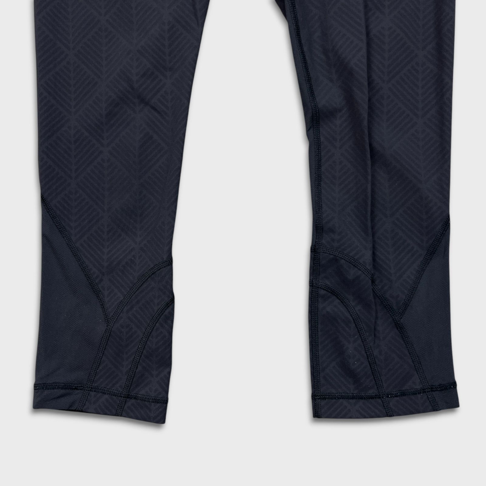 Lululemon Lululemon Run Inspire Crop II Athletic Sports Yoga Leggings Size 28" / US 6 / IT 42 - 4 Thumbnail