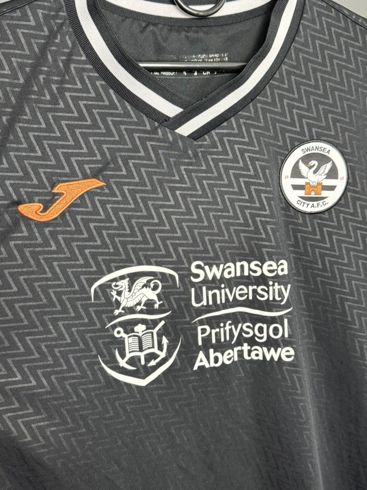 Joma Swansea City 21/22 Away Football Jersey Size US S / EU 44-46 / 1 - 3 Thumbnail