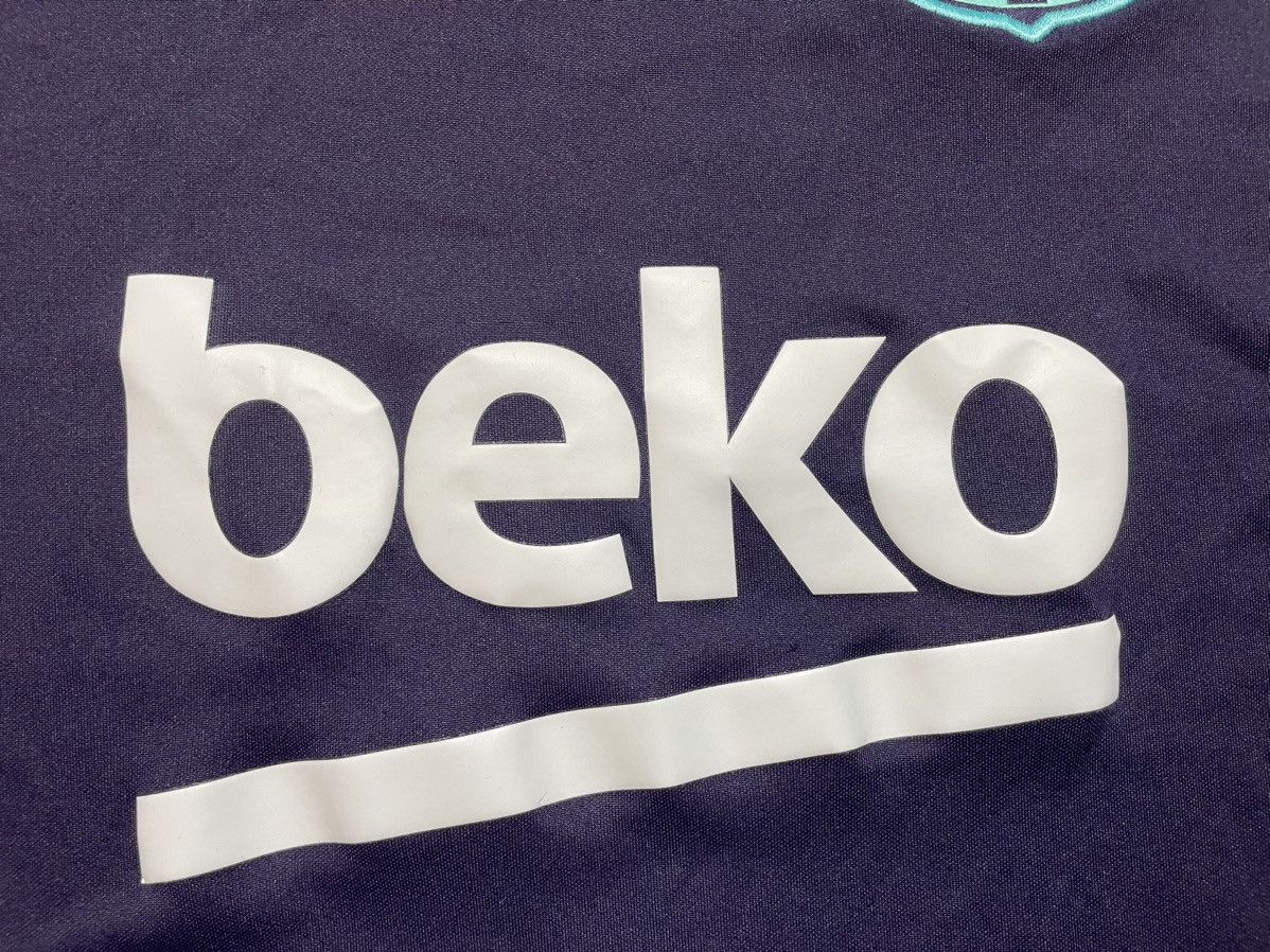 Nike Vintage Nike Barcelona Beko Training Football Jersey Y2K Size US S / EU 44-46 / 1 - 6 Thumbnail