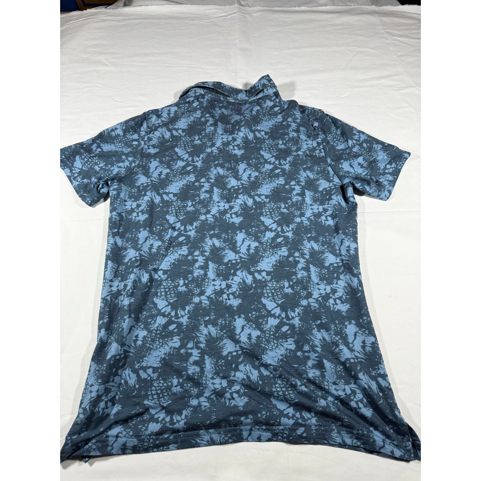 TravisMathew TravisMathew Men’s XL Polo Shirt Blue Pineapple Print Golf Size US XL / EU 56 / 4 - 6 Thumbnail
