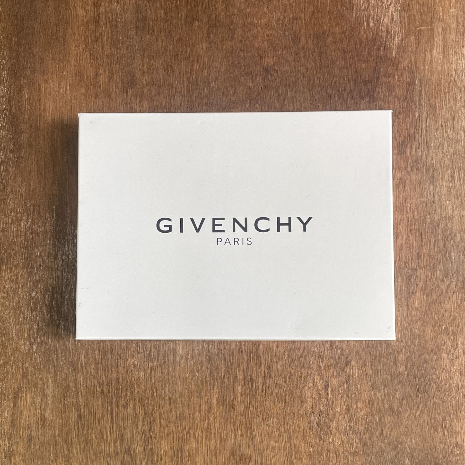 Givenchy GIVENCHY Flamingo Pouch Bag Size ONE SIZE - 2 Thumbnail