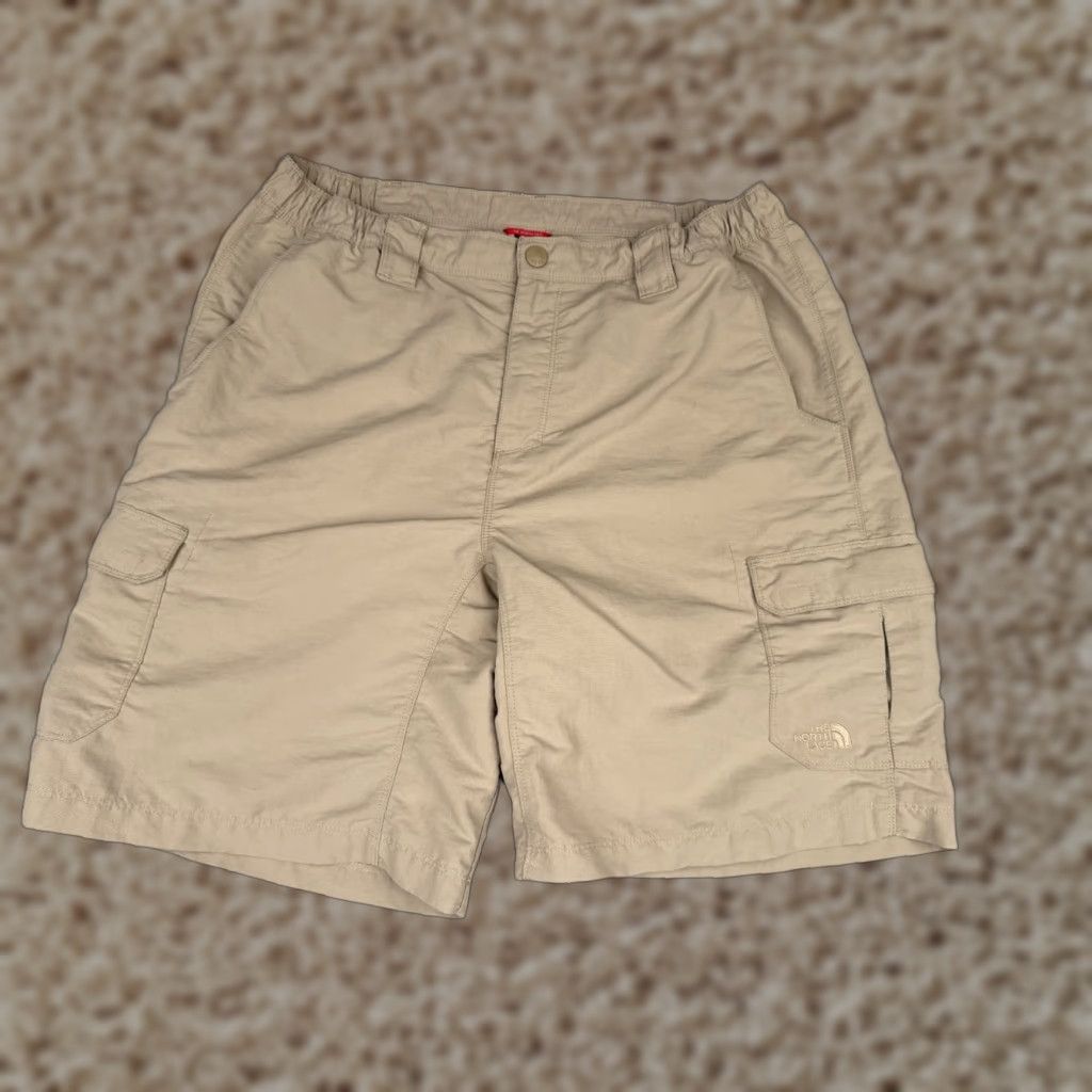 The North Face The North Face Shorts Men Large Beige Cargo 100% Nylon Hiking Hike Camping 36x9 Regular Cargo Pocket Drawstring Size US 33 - 1 Thumbnail