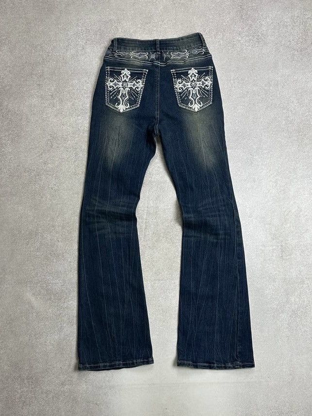 Japanese Brand Vintage Y2K Cross Embroidery Ed Hardy Style Flared Jeans 2 Size 26" / US 2 / IT 38 - 1 Thumbnail